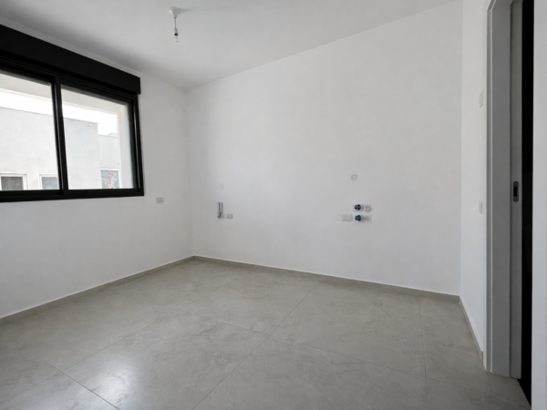 At Kikar HaMedina A New 4 Room Apt With Parking 8