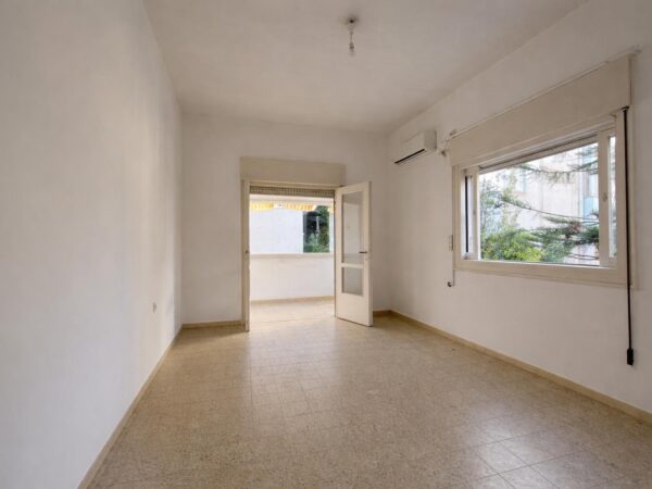 בהנביאים דירת 2 חד מקסימה עם חניה 5