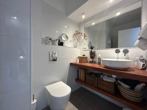 A Brand New 3 Room Apt On Shenkin Street 3