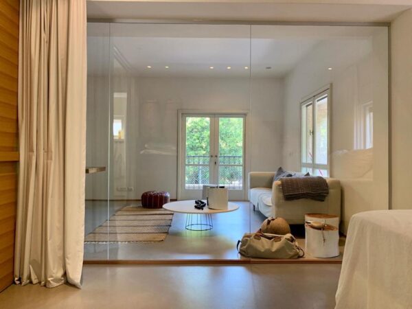 A Designed 3 Room Apt On Chen Boulevard 3