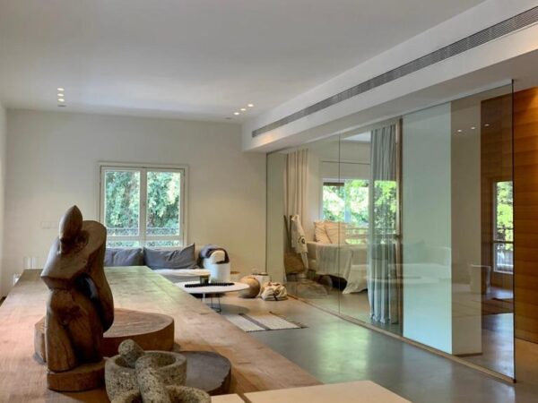 A Designed 3 Room Apt On Chen Boulevard 5