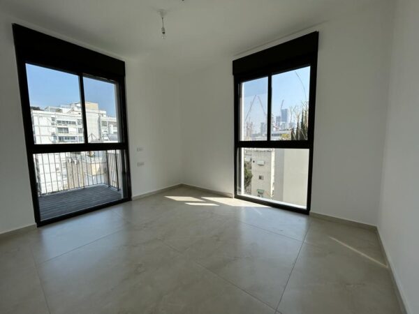 At Kikar HaMedina A New 4 Room Apt With Parking 4