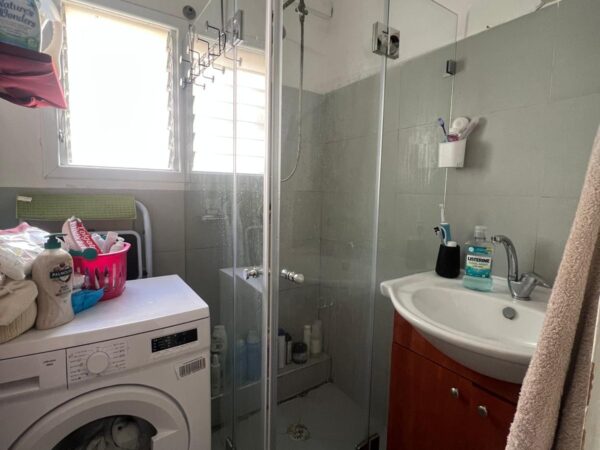 Un appartement de 3 pièces dans un magnifique immeuble Bauhaus 5