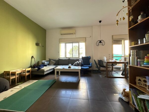 4 Room Apt In A Preserved Building Near The Sea 2