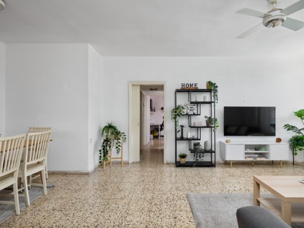 Au cœur de la ville, 4 pièces avec ascenseur et parking 4