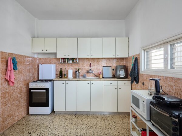 Au cœur de la ville, 4 pièces avec ascenseur et parking 5