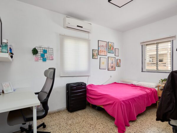 Au cœur de la ville, 4 pièces avec ascenseur et parking 8