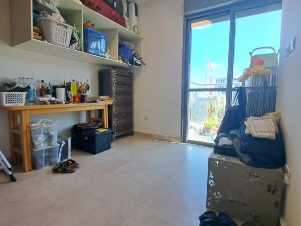 Près du parc Yarkon 5 pièces rénové avec parking 7