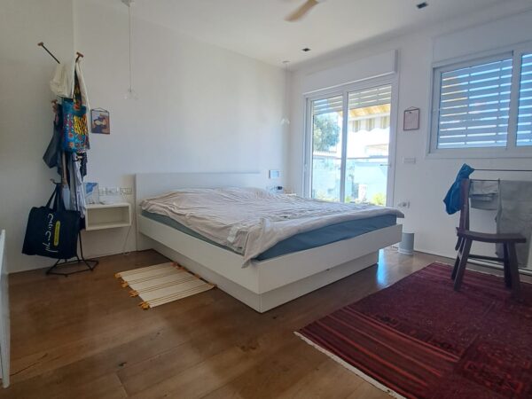 Près du parc Yarkon 5 pièces rénové avec parking 8