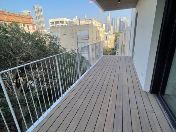 5 pièces neuf avec parking près de la place 2