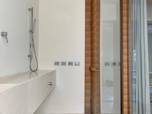 A Designed 3 Room Apt On Chen Boulevard 9