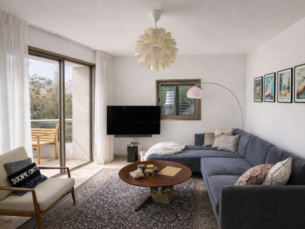 דירת גג בקרבת שדרות חן עם מעלית וחניה 3