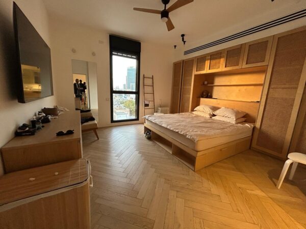 דירת מגזינים עם חניה בפרויקט העליה 8