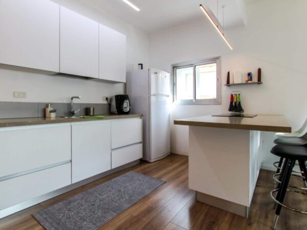 Appt 3 pièces neuf avec parking, près de la place Rabin 4