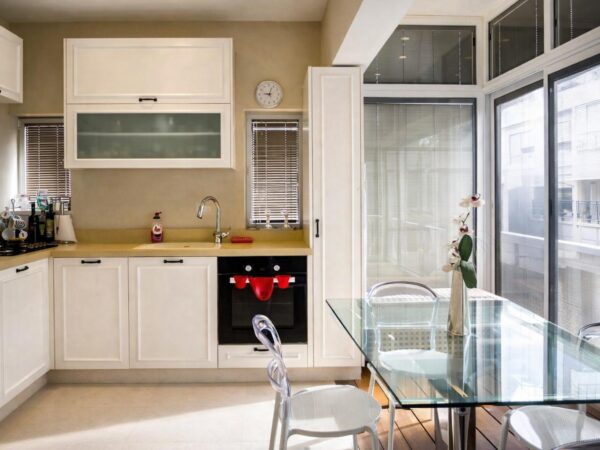 Appartement 3 pièces rénové avec balcon 3