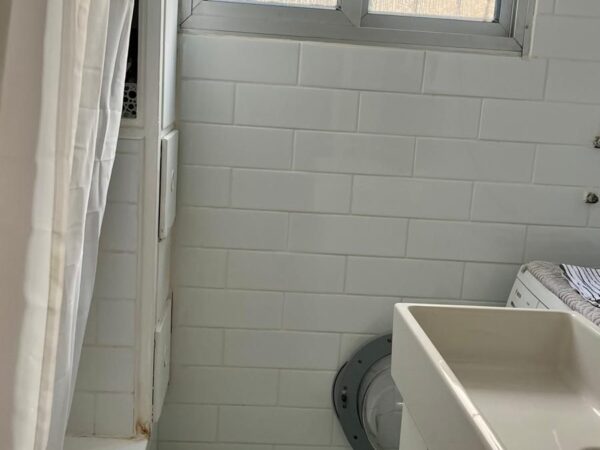 למכירה ברחוב גורדון 3 חד פסיעה מהים 6