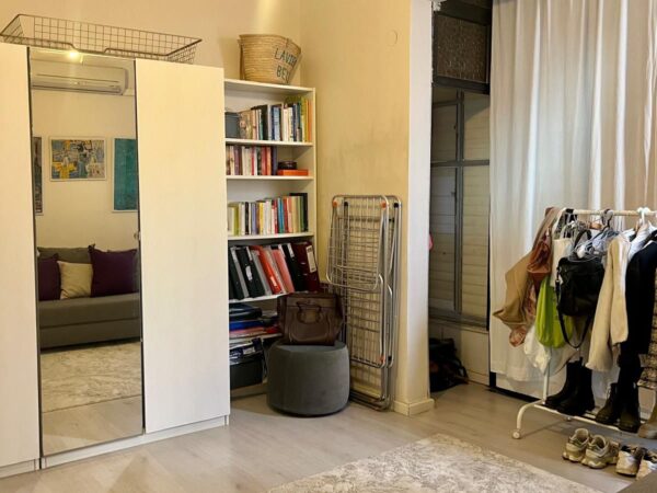 למכירה ברחוב גורדון 3 חד פסיעה מהים 4