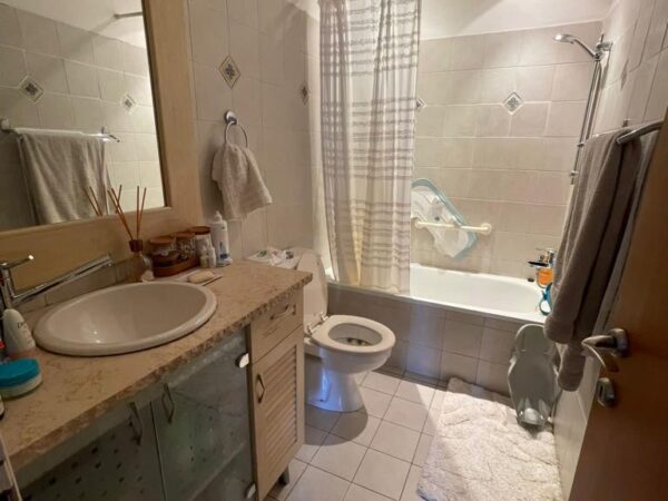 In The City Heart A 3.5 Room Apt With Parking 7