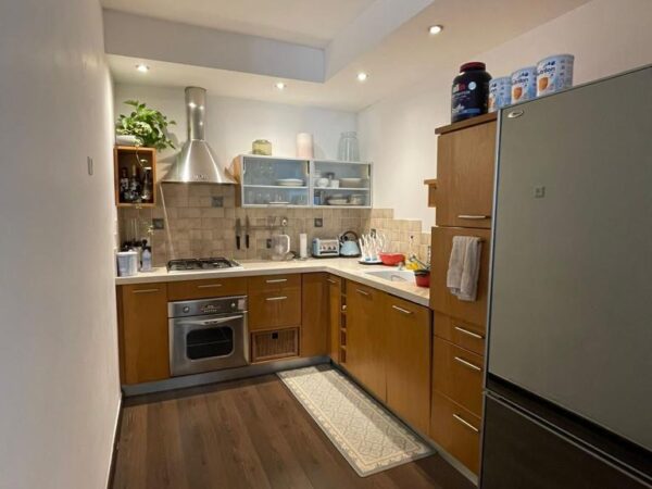 In The City Heart A 3.5 Room Apt With Parking 3