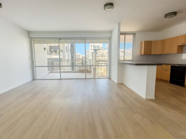 Nord Dizengoff Appartement 4 pièces avec ascenseur et parking 1