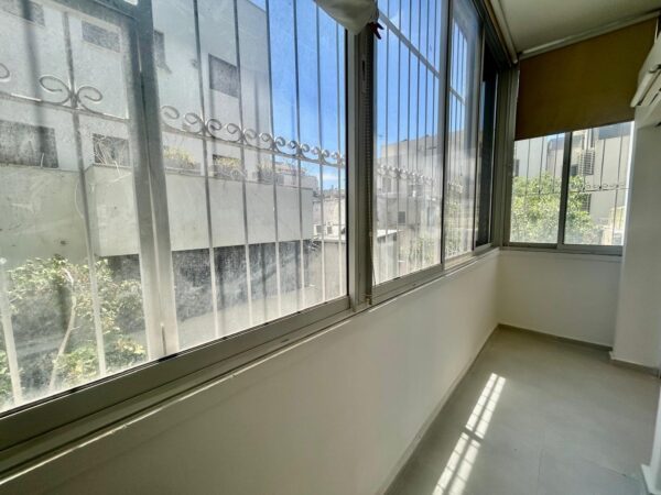 בלב העיר דירת 3 חד משופצת עם מעלית 6