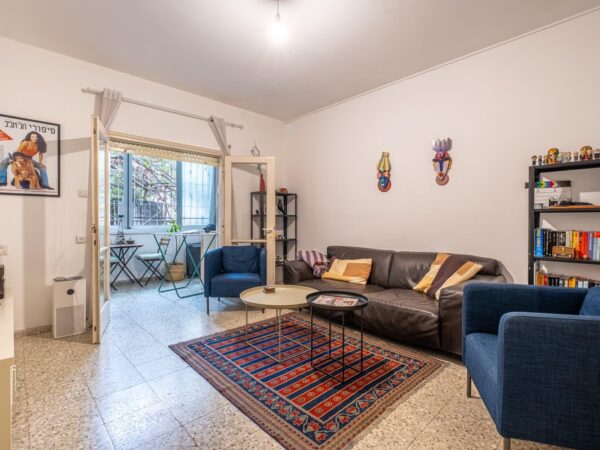 Spacious 2.5-Room | Toscanini Street 1