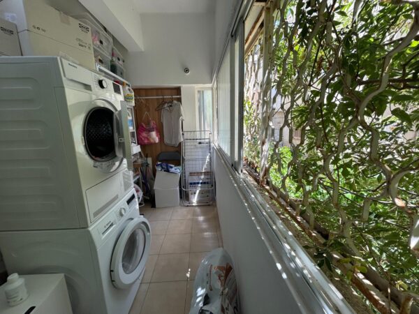 ברחוב גליקסון דירת 2 חד מקסימה 6