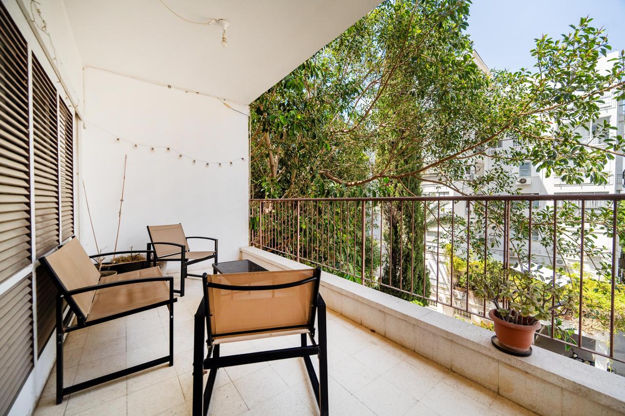 3-Room Apt, Old North – Elevator & Parking