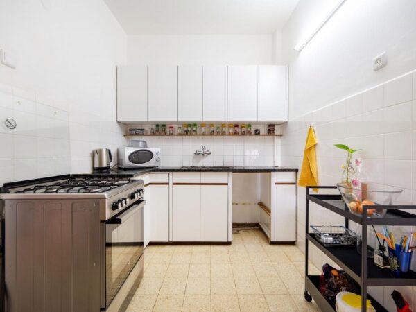 3-Room Apt, Old North – Elevator & Parking 5