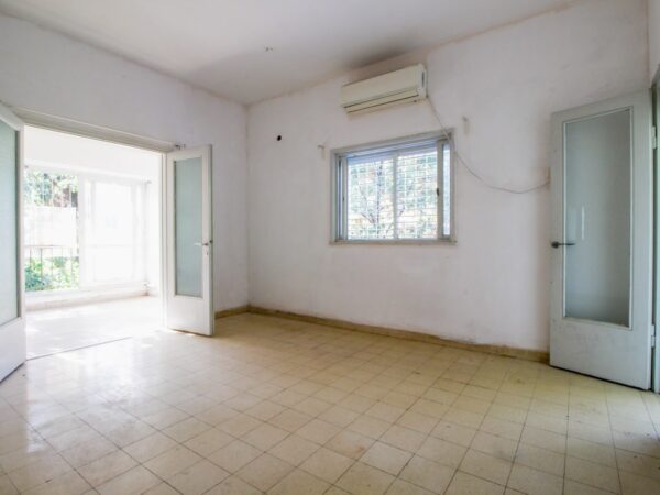 Près de Dubnov – Grand appartement avec balcon 6